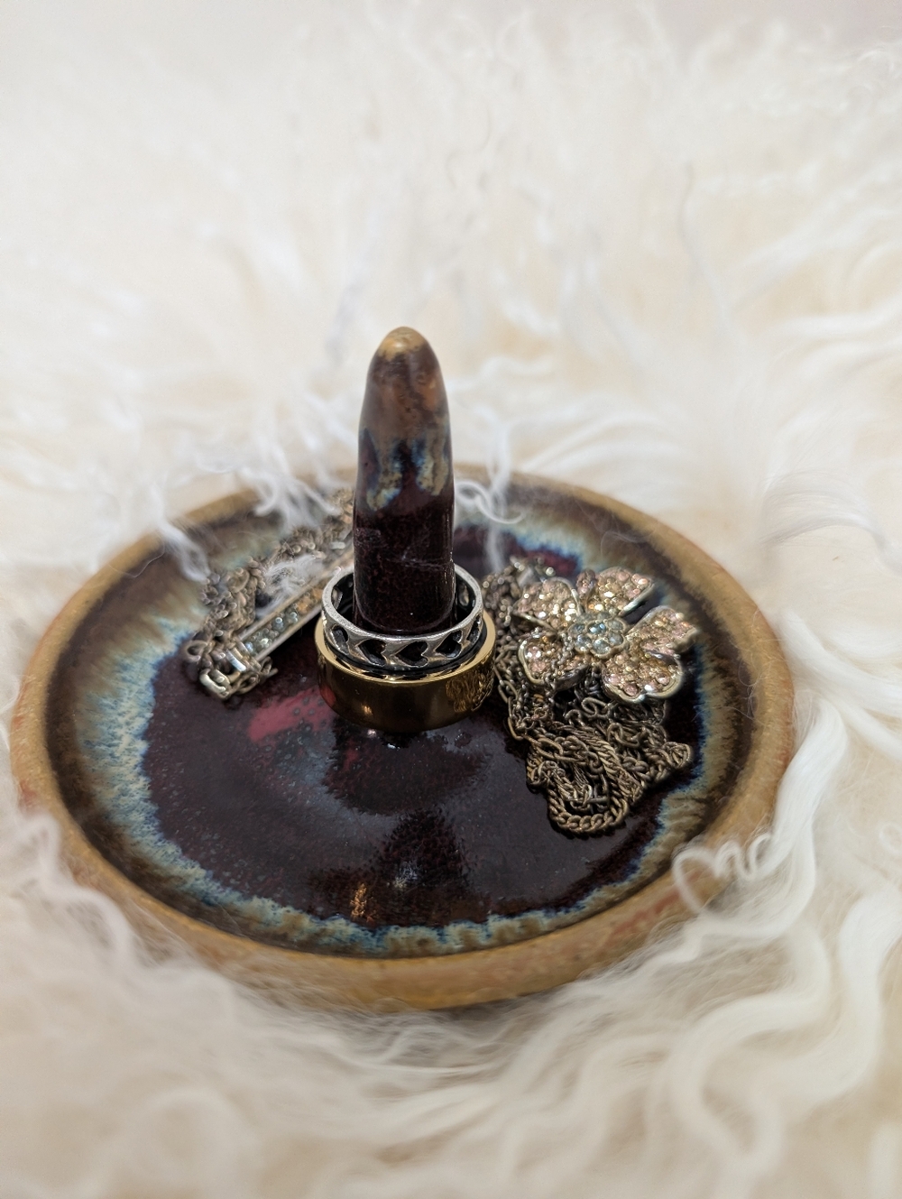 Artisan Ceramic Ring Holder - Galaxy Glaze - Picture 5 of 8